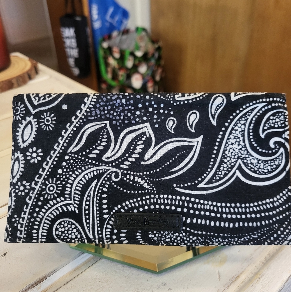 Vera Bradley Black and White Starlight Paisley Checkbook Cover